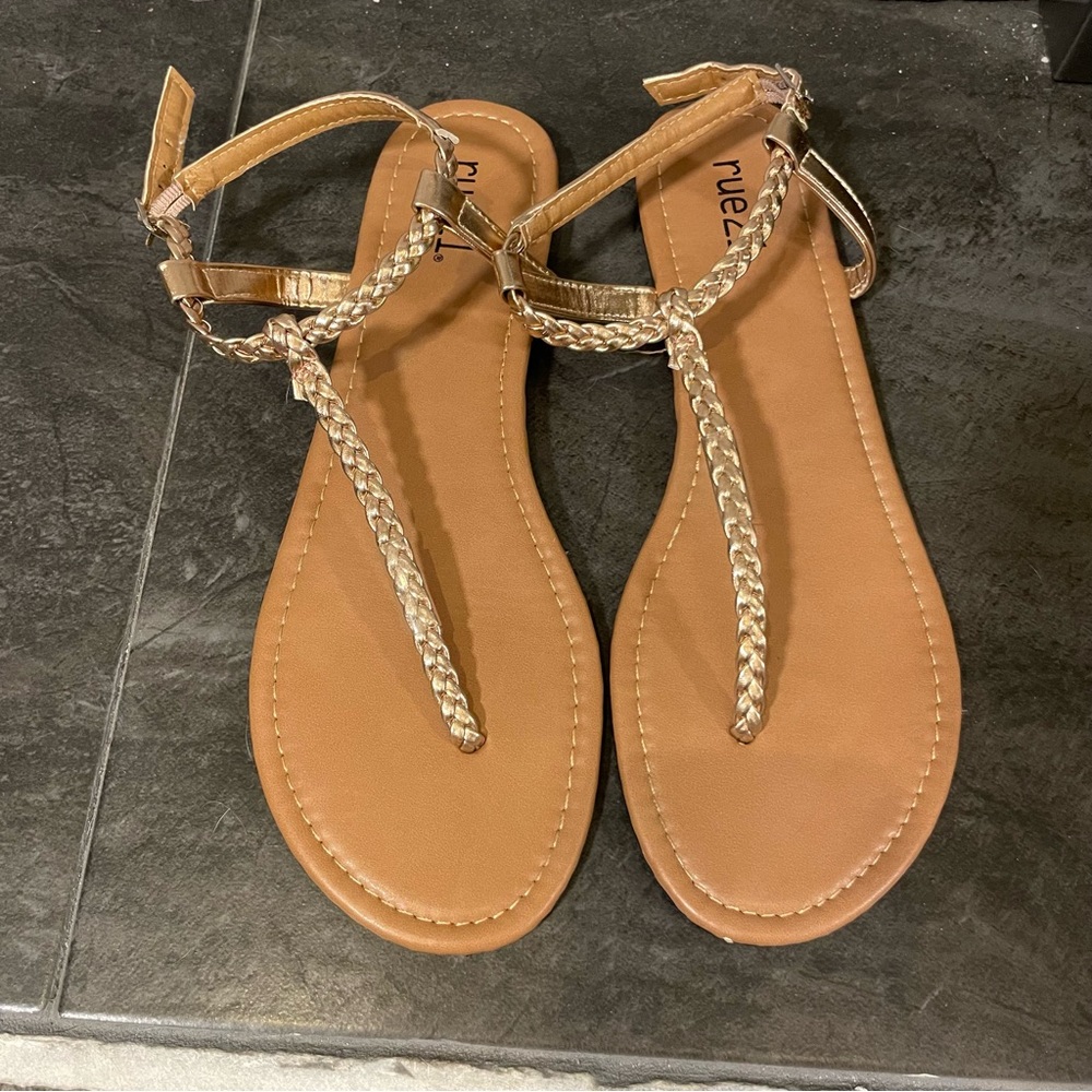 New Rue21 Sandals